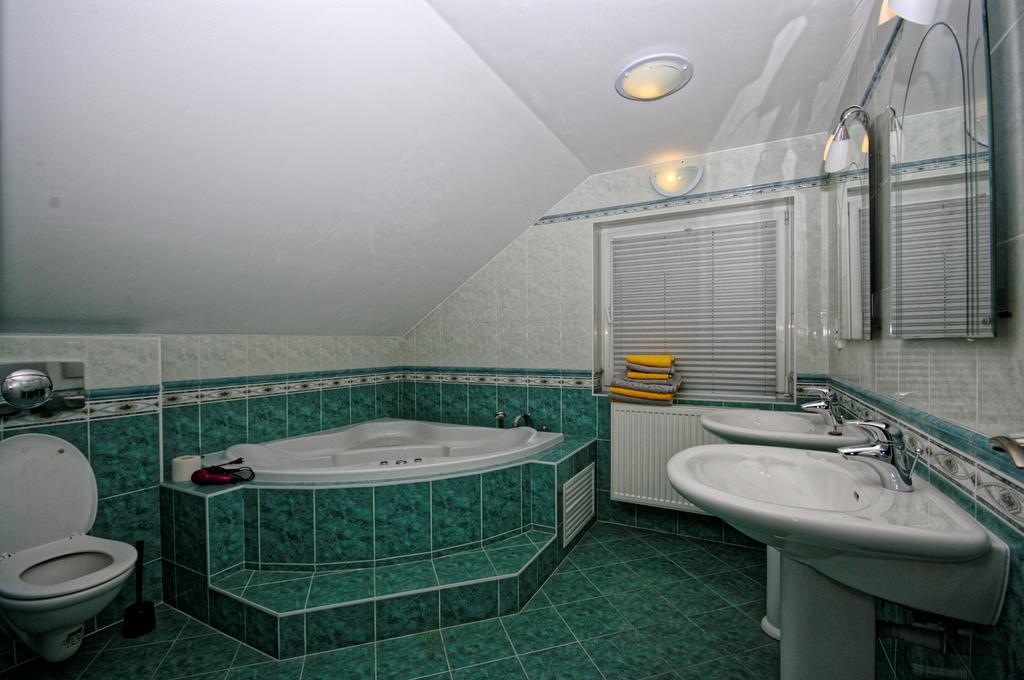 Cozy Gardens Apartments In Prague Ngoại thất bức ảnh